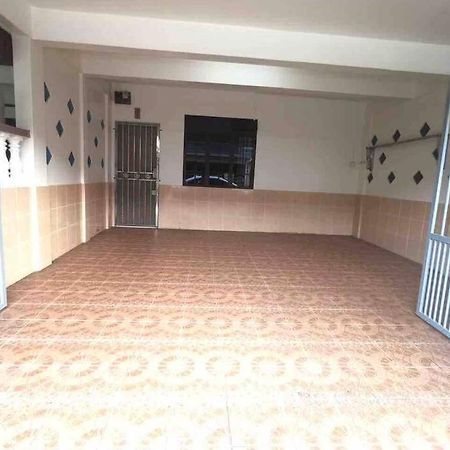 Fun Beach Homestay Mersing Exterior foto