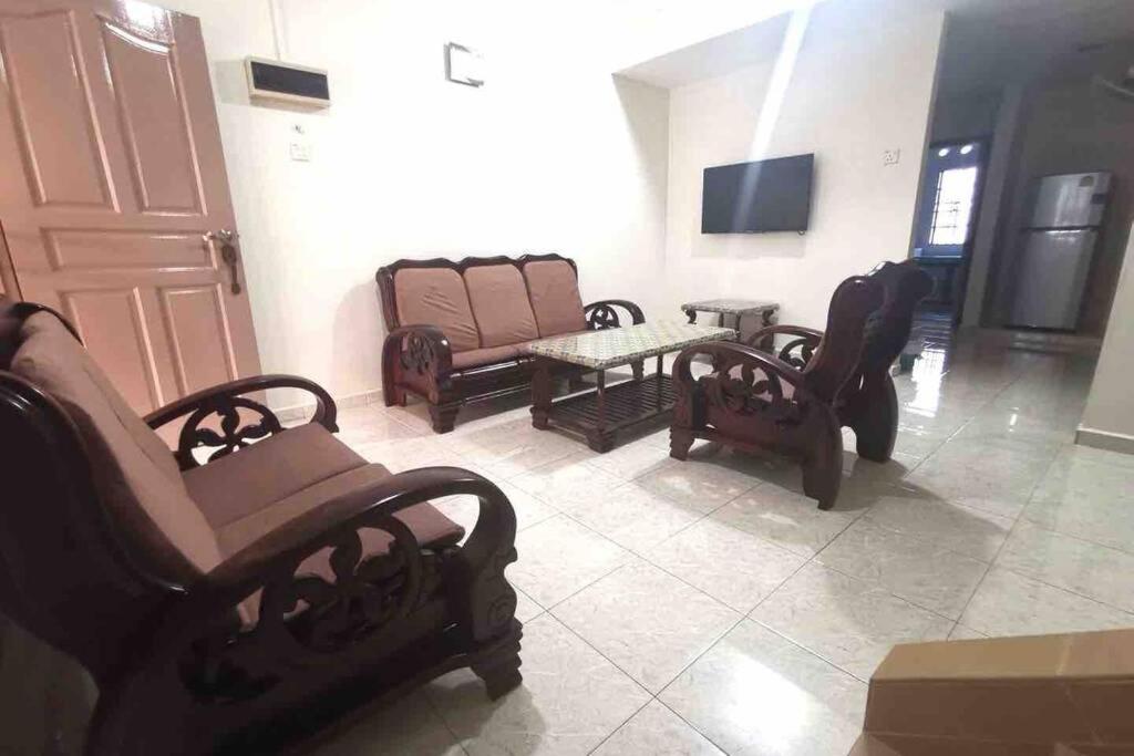 Fun Beach Homestay Mersing Exterior foto